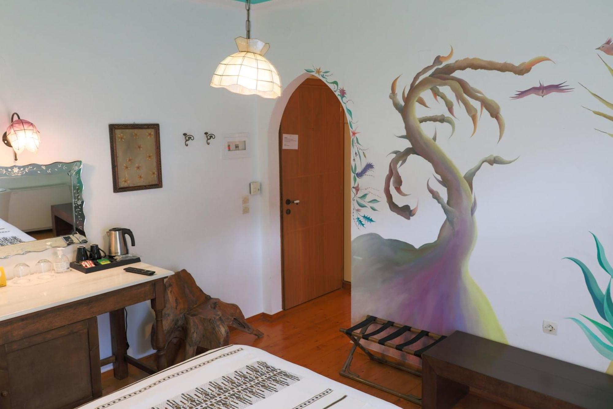 Papanikola Hotel 3*